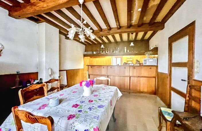 A 5 mn de MARCIGNY – Maison familiale d’environ 163 m² habitables avec terrasse, dépendance, garages et terrain de 1 641 m² — photo 4