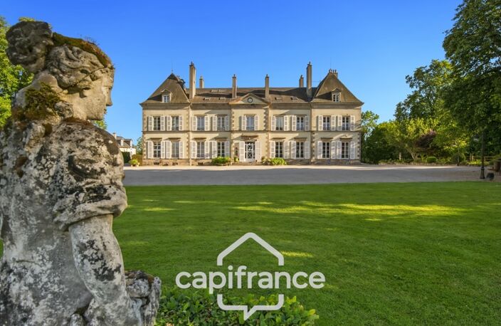 Château, installation équestre (haras) à vendre au coeur du bocage bourbonnais - Maison de gardien, club house, maison des cavaliers, boxes, écuries - Terrain de 40 hectares — photo 5