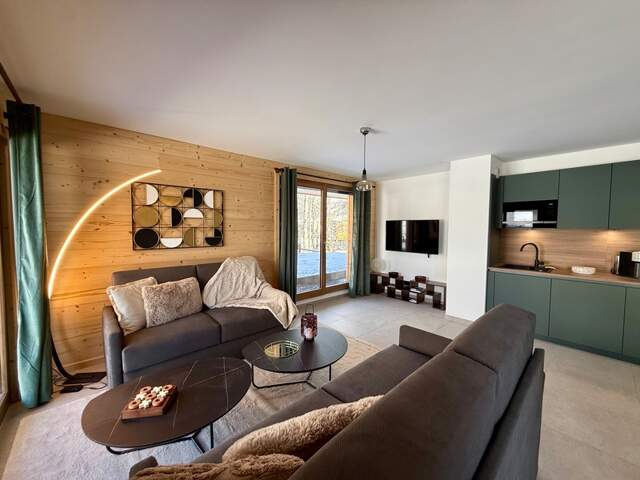 Appartement à vendre 5 pièces en rez-de-jardin LES GETS (74) — photo du bien