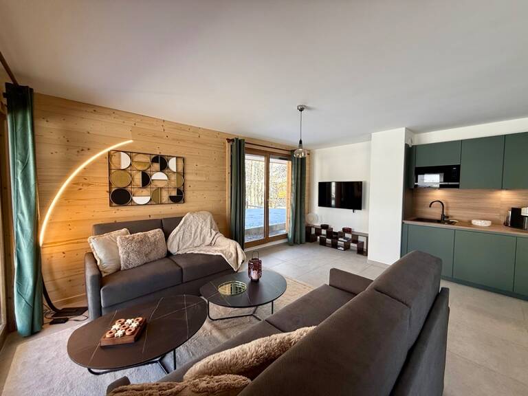 Appartement à vendre 5 pièces en rez-de-jardin LES GETS (74) — photo 1