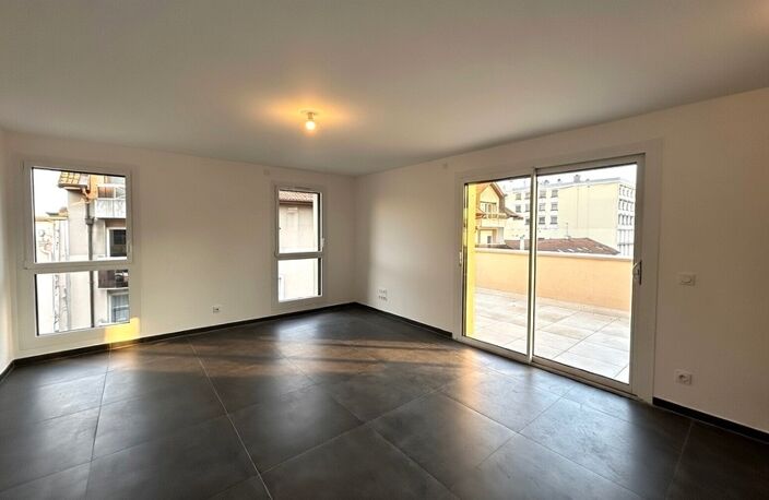 Appartement à vendre 4 pièces attique en duplex ANNEMASSE (74) — photo 2