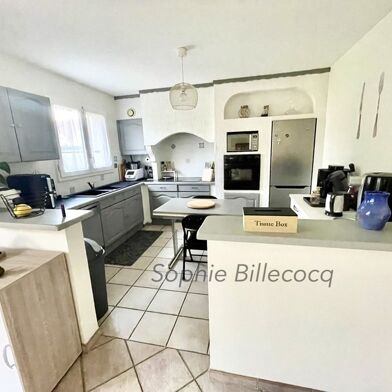 Maison 6 pièces 445000 €