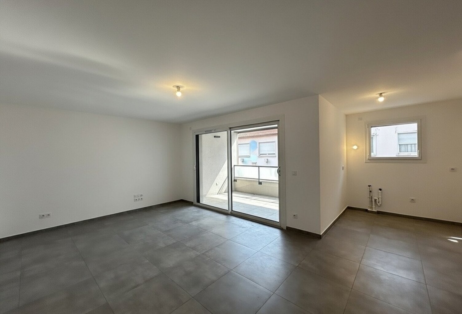 Appartement à vendre 3 pièces ANNEMASSE (74) — photo 1