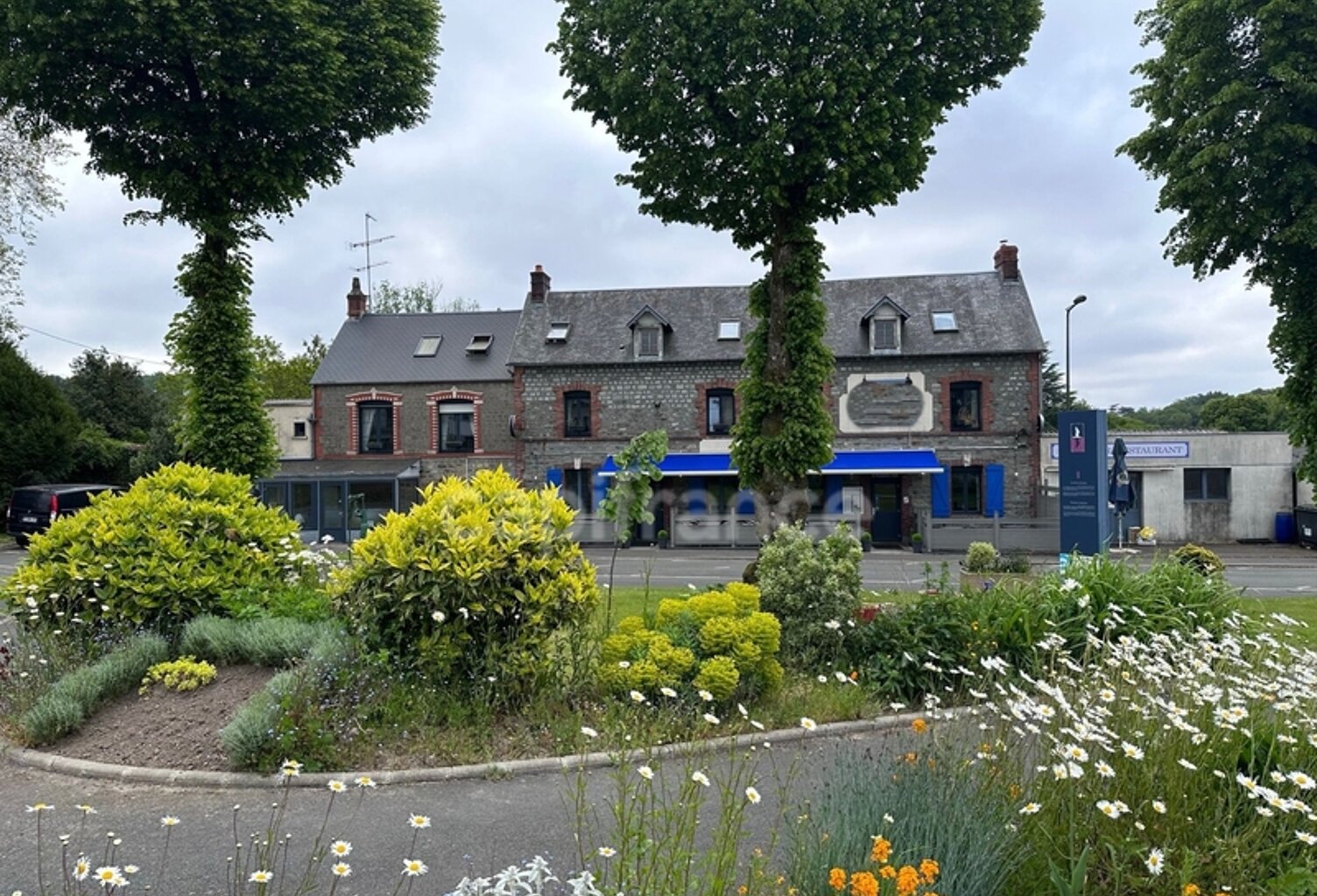 Fonds de commerce Hôtel - Restaurant à vendre Dpt MANCHE (50)- Région Normandie - Sur Axe fréquenté — photo 1