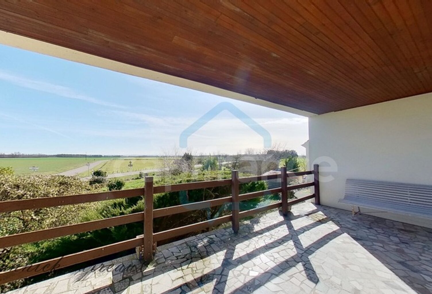 Maison — photo 1