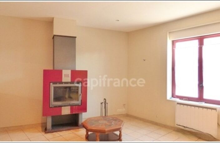 Immeuble mixte avec local commercial – Ostricourt (62) — photo 2