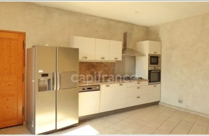 Immeuble mixte avec local commercial – Ostricourt (62) — photo 4