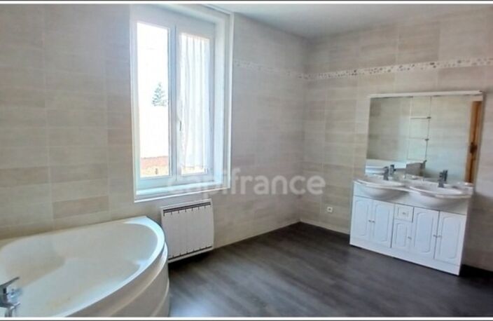 Immeuble mixte avec local commercial – Ostricourt (62) — photo 5