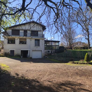 Maison 13 pièces 536000 €