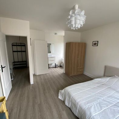 Appartement 1 pièces 560 €