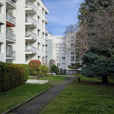 Appartement 4 pièces 157000 €