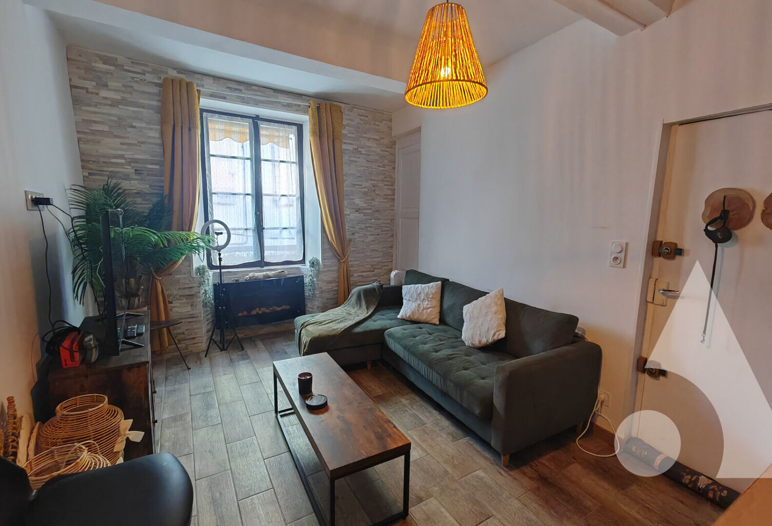 APPARTEMENT TYPE 2 - FREJUS HYPER CENTRE — photo 1