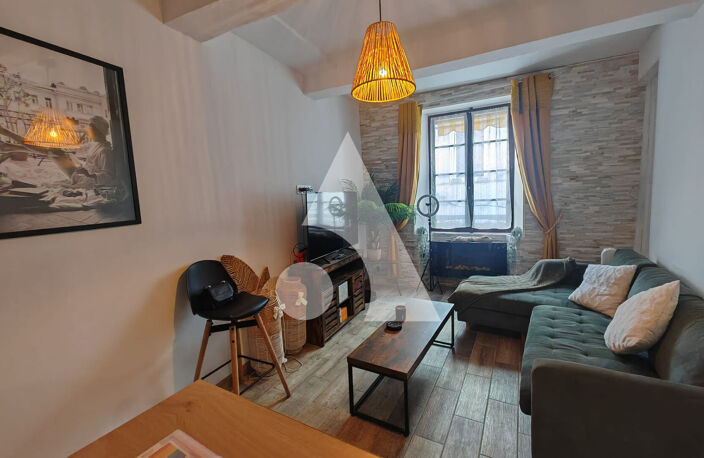 APPARTEMENT TYPE 2 - FREJUS HYPER CENTRE — photo 2