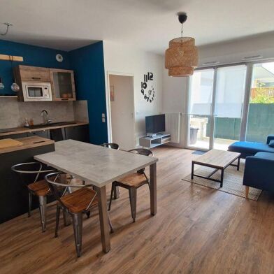 Appartement 3 pièces 750 €