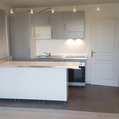 Appartement 3 pièces 1366 €