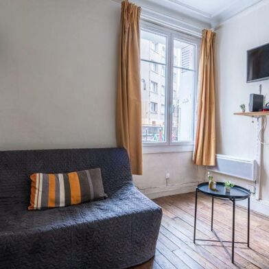 Appartement 1 pièces 1330 €