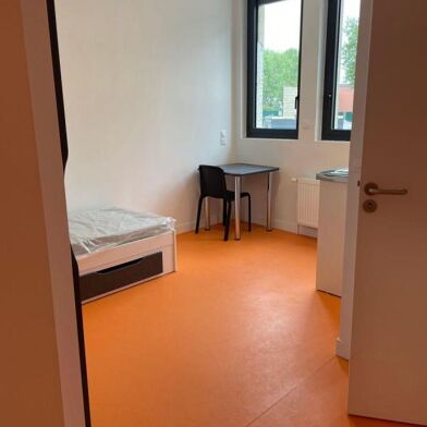 Appartement 1 pièces 880 €