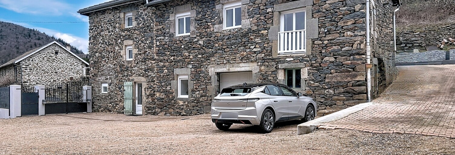 Maison 10 Pièces 188 m² à vendre à Saint-Hostien (43260)