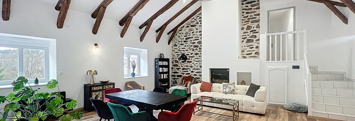 Maison 10 Pièces 188 m² à vendre à Saint-Hostien (43260)