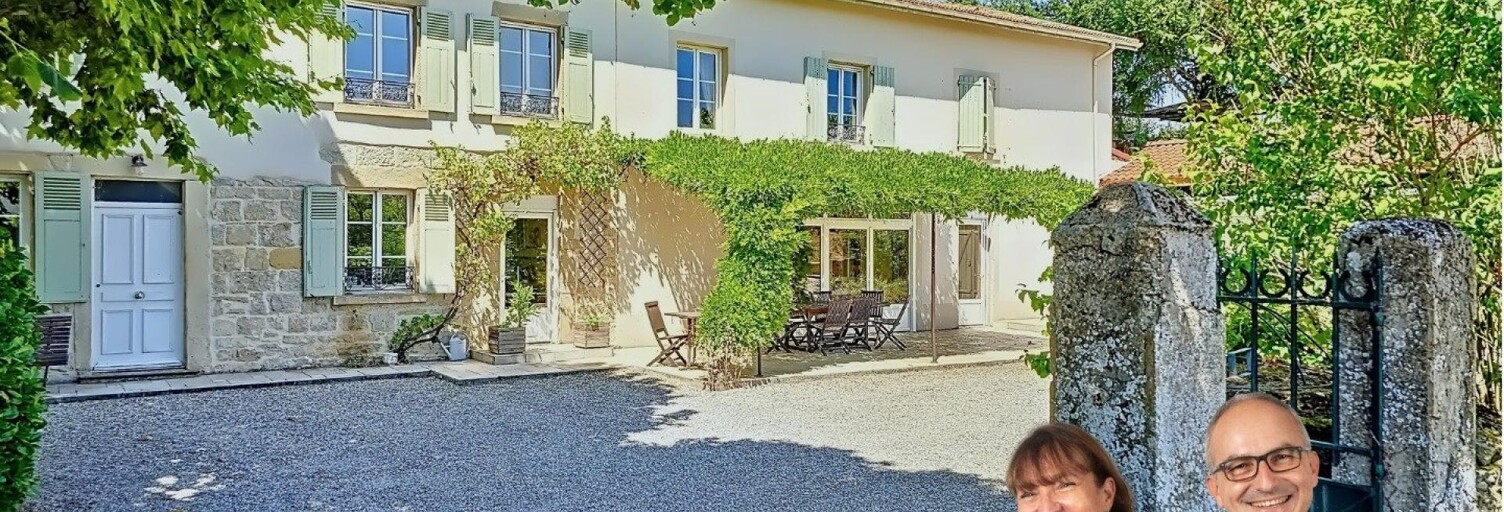 Maison 8 Pièces 210 m² à vendre à Frontonas (38290)