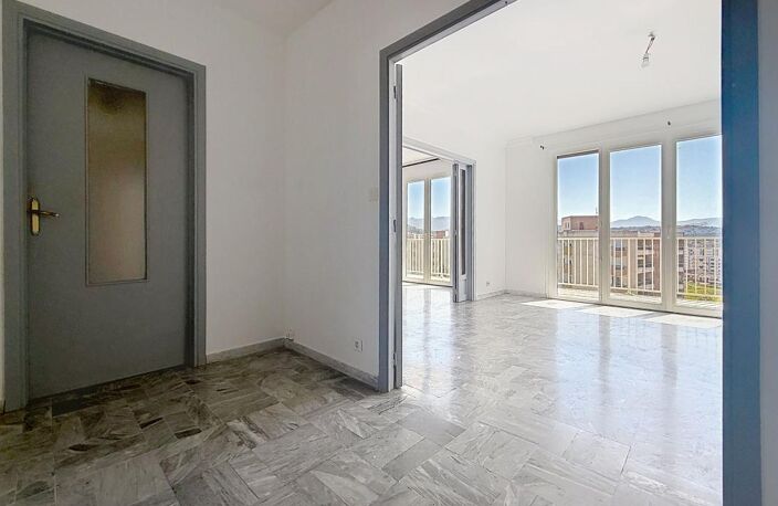 Appartement T4 à Vendre — photo 3