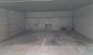 Garage  12 m² à louer à Hyères (83400)