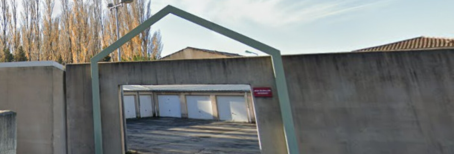 Commerce  15 m² à louer à Le Pontet (84130)