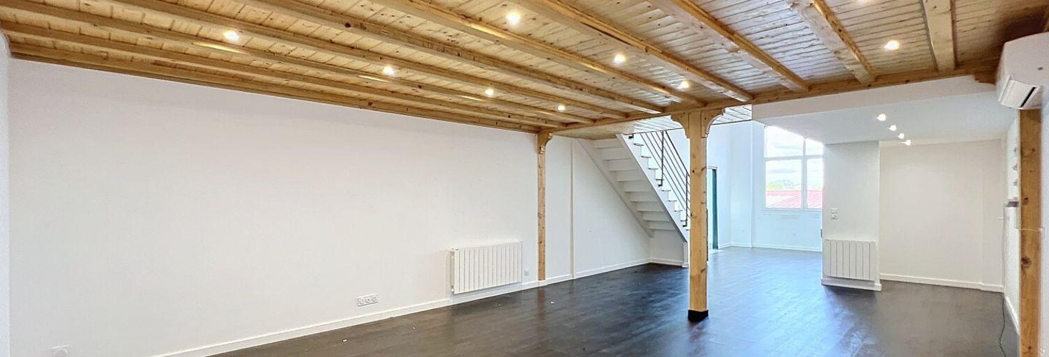 Bureau  102 m² à louer à Brie-Comte-Robert (77170)