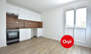 Appartement 2 Pièces 80 m² à louer à Saint-Priest (69800)