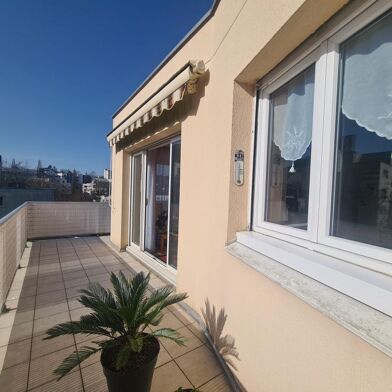 Appartement 3 pièces 252000 €