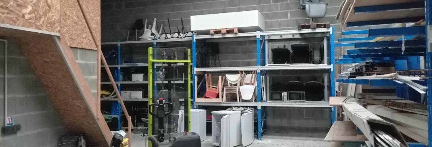 Local industriel  142 m² à louer à Cholet (49300)