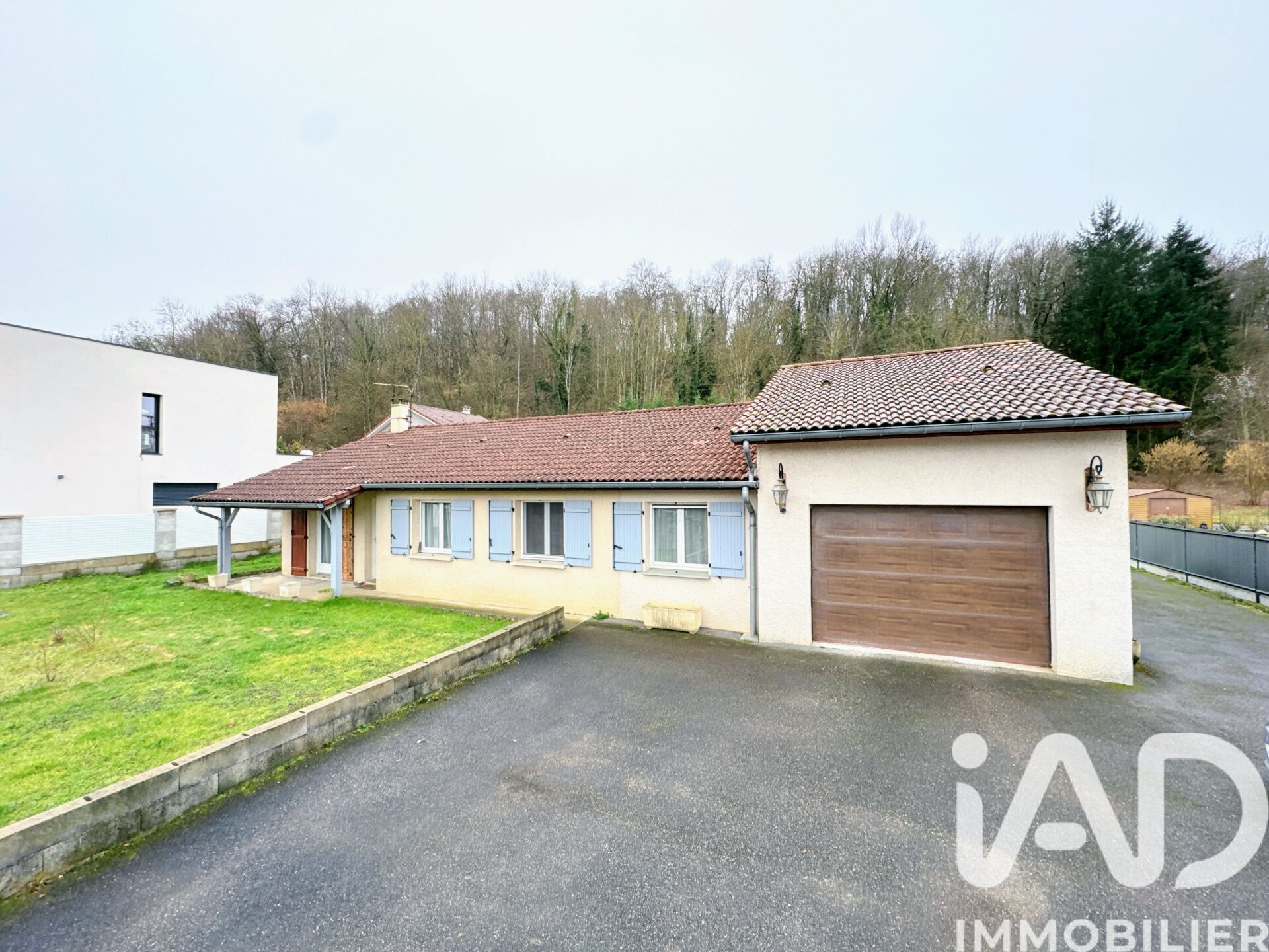 St-Victor-De-Cessieu - 106m² - 4p. - 3ch.