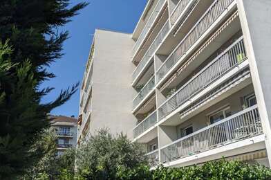 Appartement 4 pièces 285000 €