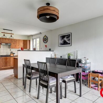 Appartement 5 pièces 284000 €