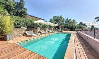 Maison 10 Pièces 280 m² à vendre à Grimaud (83310)