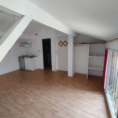 Appartement 1 pièces 330 €