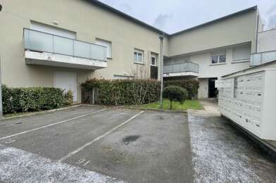 Appartement 3 pièces 235300 €