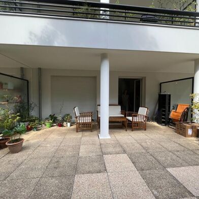 Appartement 3 pièces 1021 €