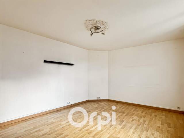 Projet Rénovation Exceptionnel – Devenez Créateur de votre Foyer ! — photo du bien