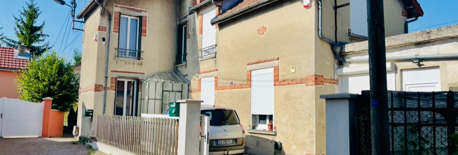 Immeuble  106 m² à vendre à Sainte-Savine (10300)