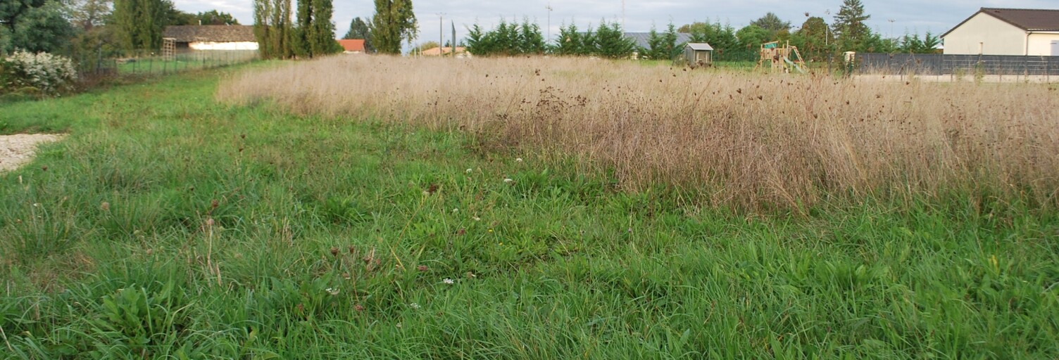 Terrain  902 m² à vendre à Saint-Pierre-d'Eyraud (24130)