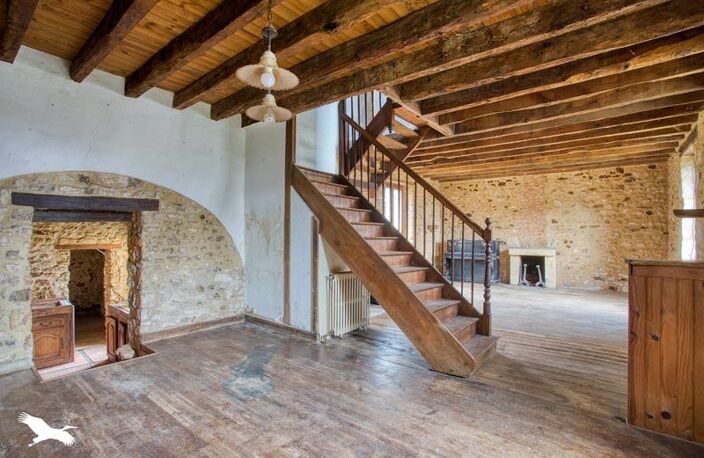 Maison en pierre de 8 pièces principales — photo 3