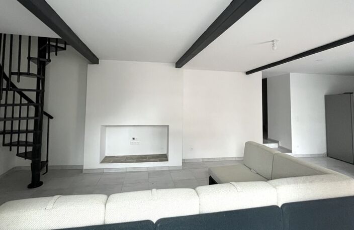 Maison de ville de 4 pièces principales — photo 3