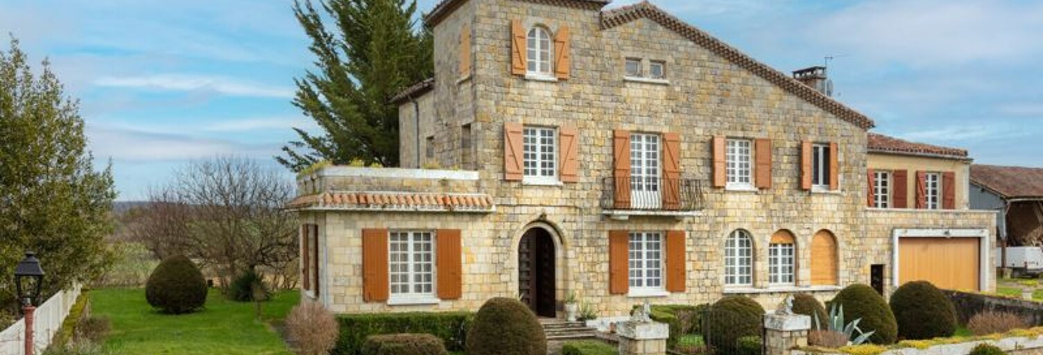 Maison 10 Pièces 310 m² à vendre à Castelnau-sur-l'Auvignon (32100)