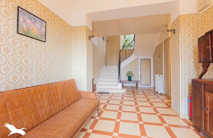 Maison en pierre de 10 pièces principales — photo 2