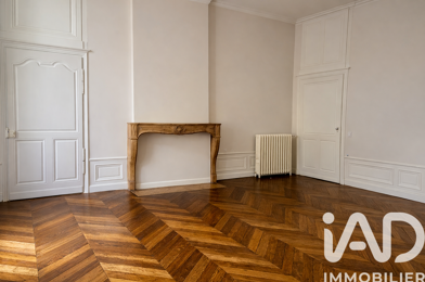 Appartement 4 pièces 180000 €