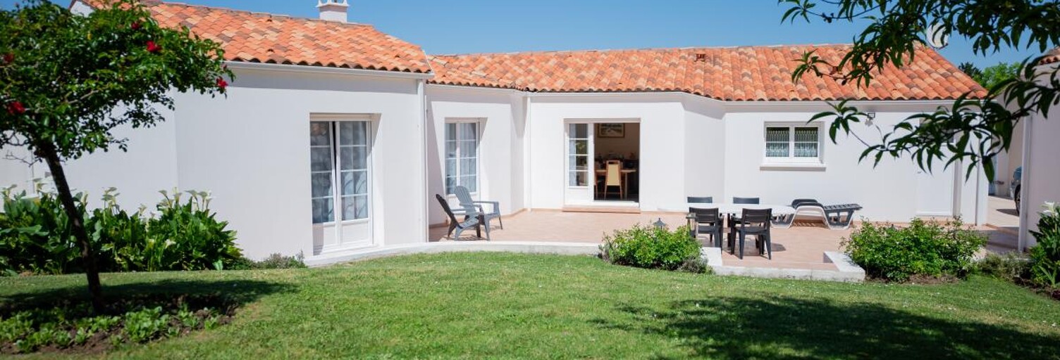 Maison 5 Pièces 137 m² à vendre à Breuil-Magné (17870)