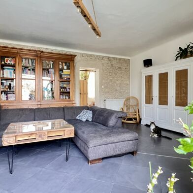 Maison 9 pièces 910000 €