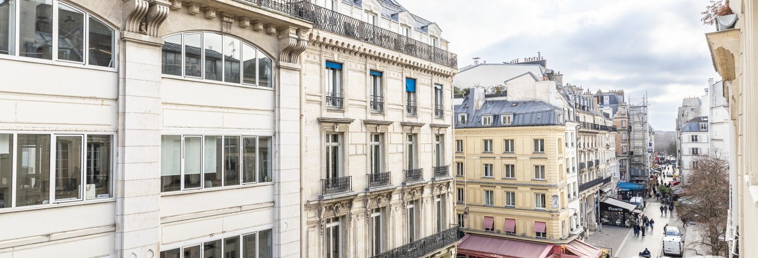 Appartement 1 Pièce 49 m² à vendre à Paris 1 (75001)