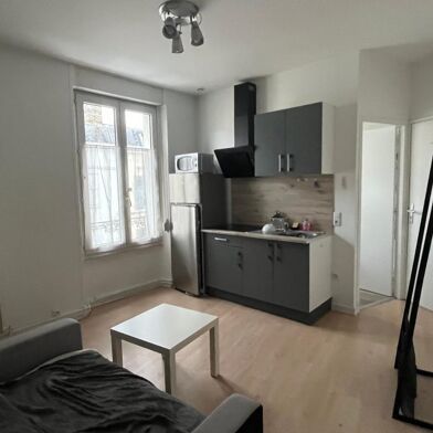 Appartement 2 pièces 690 €